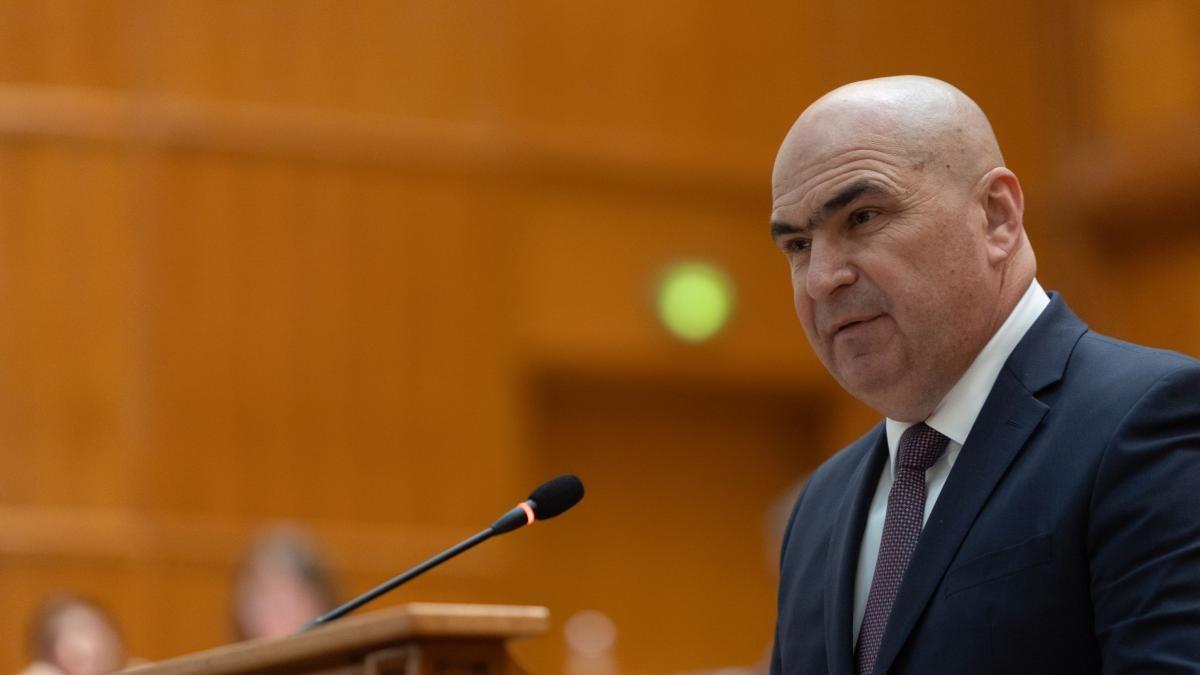 Bolojan: Decizia PSD e complet greşită şi total iresponsabilă; voi continua să îmi exercit mandatul de premier