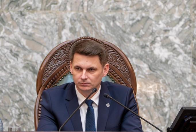 Abrudean: Desemnarea unui premier ar trebui să aibă loc astăzi