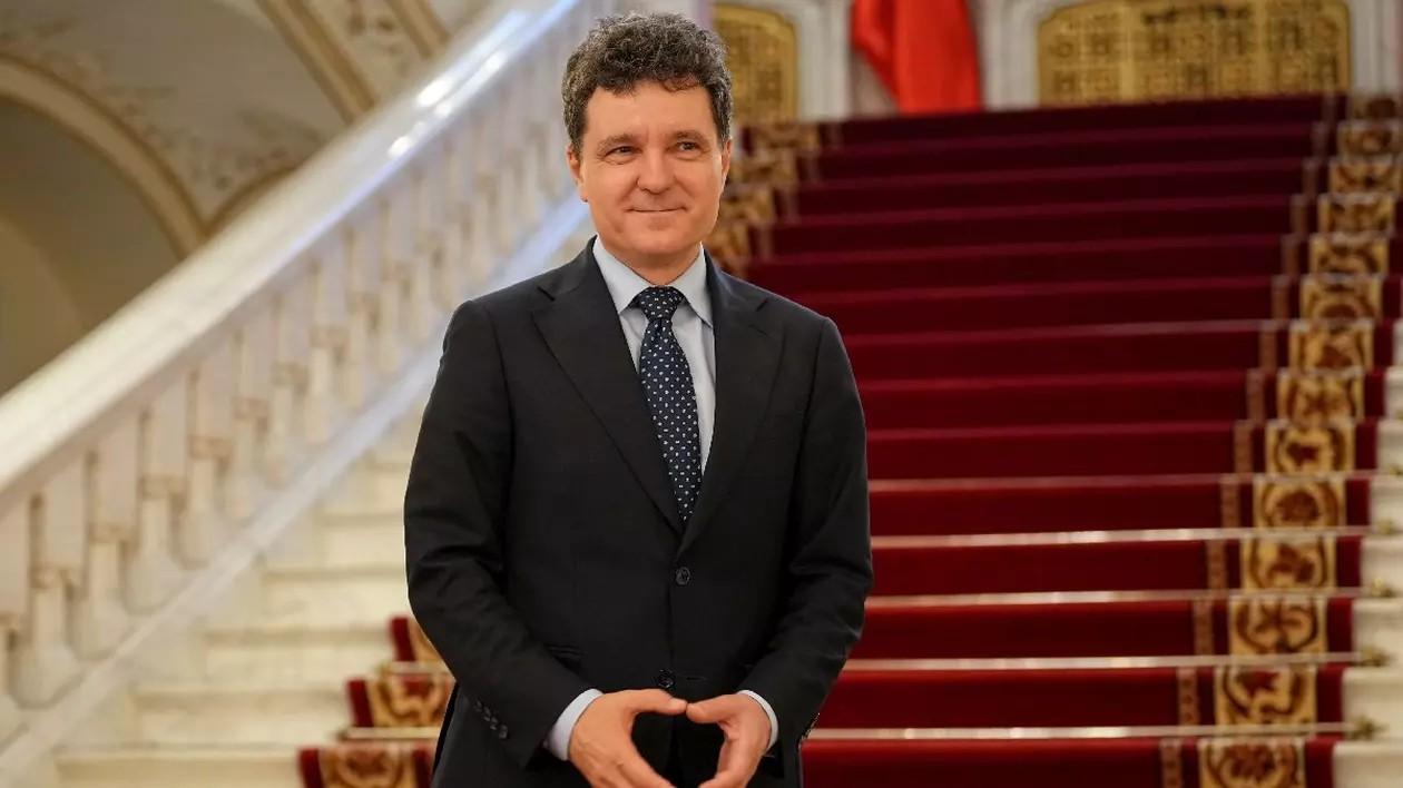 Sondaj: Peste 53% dintre români susțin activitatea lui Nicușor Dan ca președinte