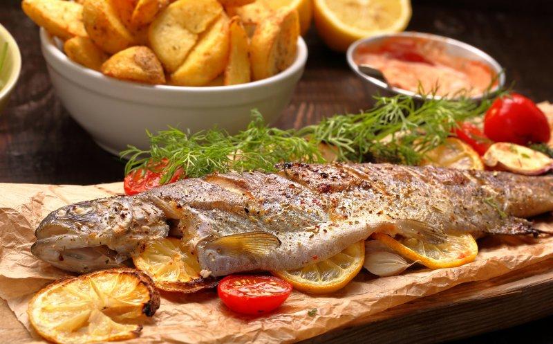 Circa 80% din cantitatea de peşte consumată de români este din import
