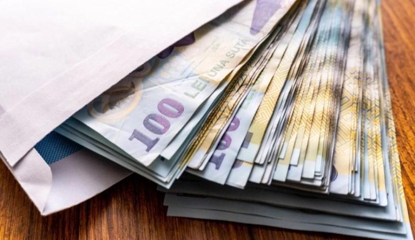 Câştigul salarial mediu net a crescut la 5.691 lei în luna martie