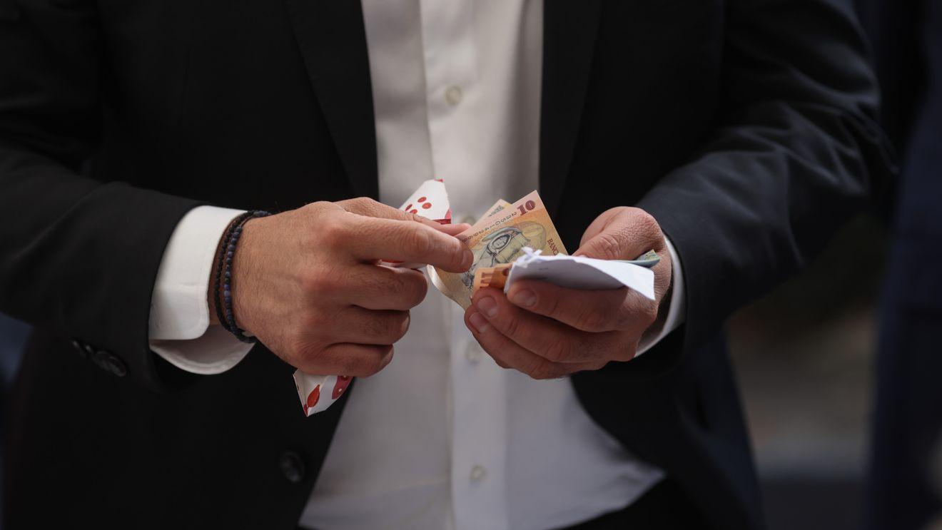 Câştigul salarial mediu în România a crescut în iulie